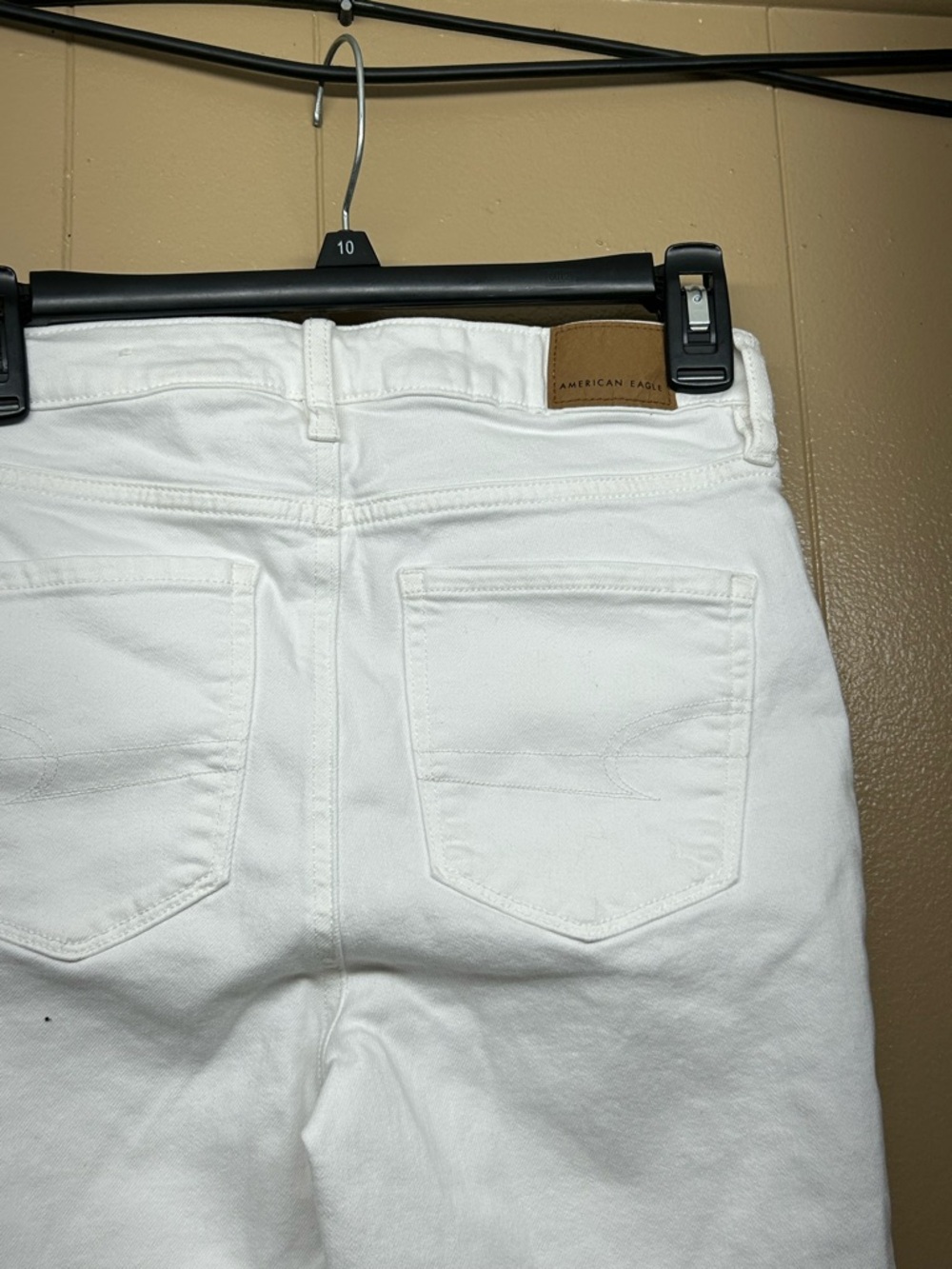 American Eagle Outfitters White High-Rise Jeans with Tan Leather Patch - Picture 8 of 16